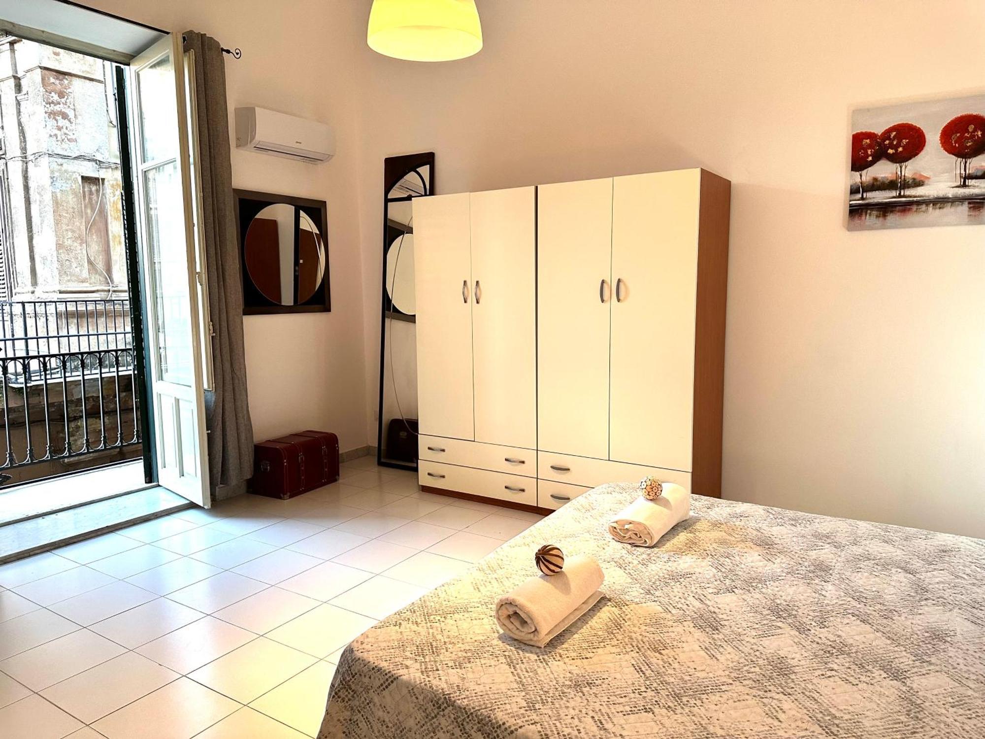 A Un Passo Dal Massimo 2 Apartment Palermo Exterior photo